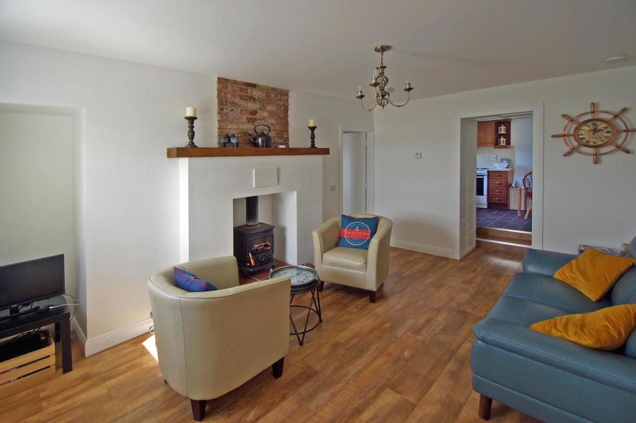 Cottage At Youghal Bridge Dloughtane Exterior photo