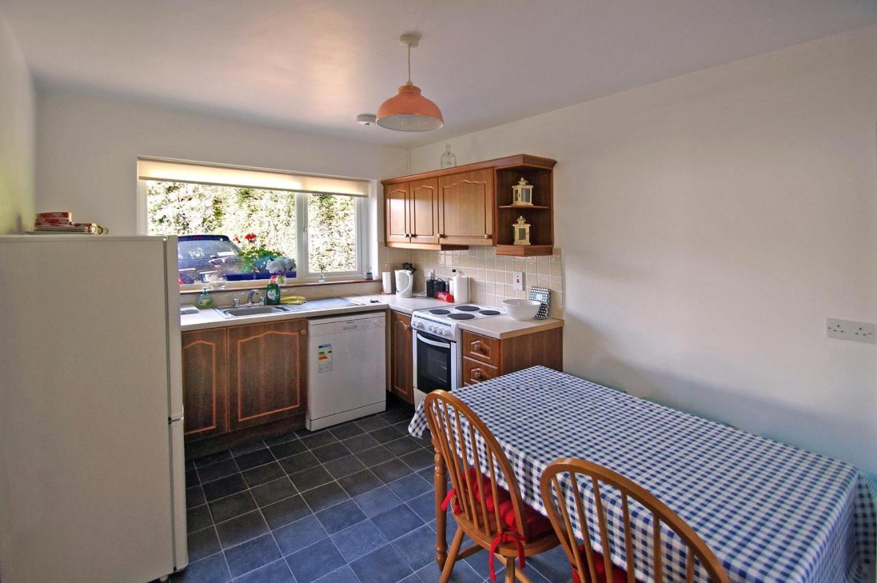 Cottage At Youghal Bridge Dloughtane Exterior photo